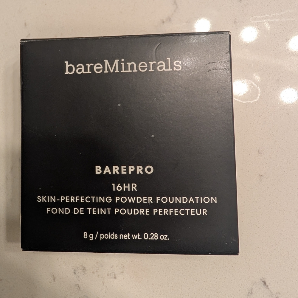 bareMinerals BAREPRO Powder Foundation